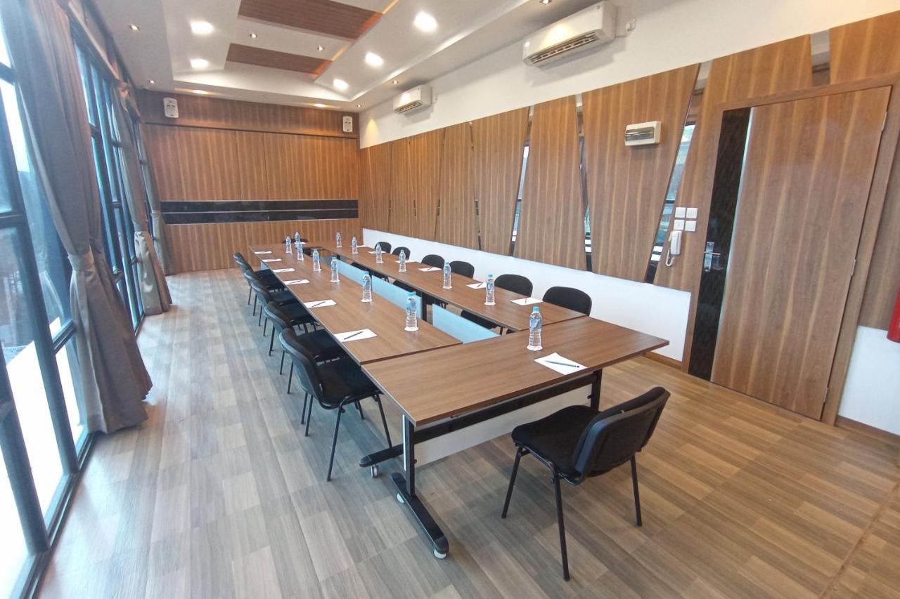 Batam 1 Hotel Nagoya Extérieur photo